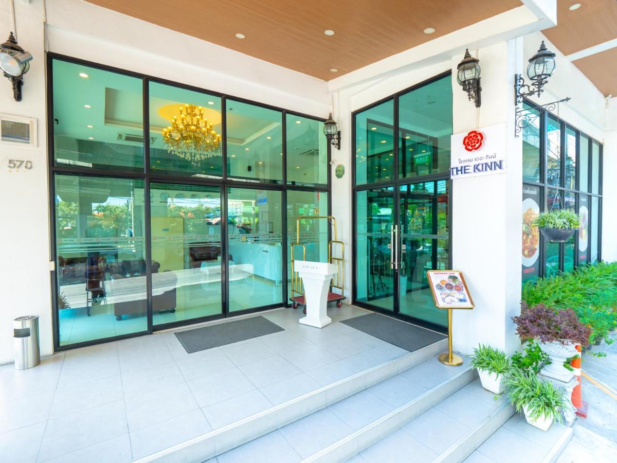 The Kinn Bangkok Exterior photo
